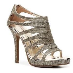 {Chinese Laundry} Size 7.5  Z-Impress Gold Heels Sparkly Sandals